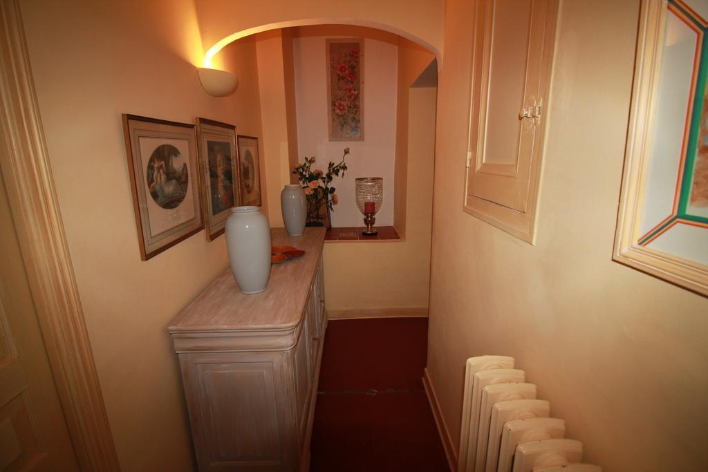 Le Clos Des Canebiers Bed and Breakfast Γκρας Εξωτερικό φωτογραφία